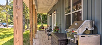 Saylorsburg Retreat: 16 Mi to Ski Resort