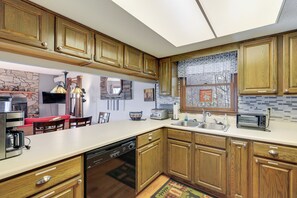 Casa (2 Bedrooms) | Interior