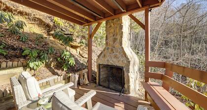 8 Mi to Skiing: Porch w/ Fireplace + Mtn Views!