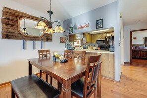 House (2 Bedrooms) | Interior - 8 Mi to Skiing: Porch w/ Fireplace + Mtn Views! (Maggie Valley)