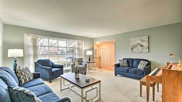 House (4 Bedrooms) | Front of property