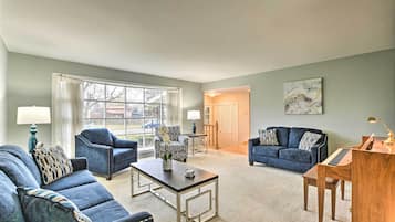 House (4 Bedrooms) | Front of property