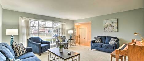 House (4 Bedrooms) | Front of property