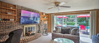 Spacious Family Glenwood Estates Home w/ Hot Tub!