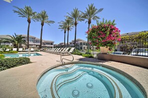 Interior - Beautiful Scottsdale Home - Walk to Shops & Golf (Scottsdale)