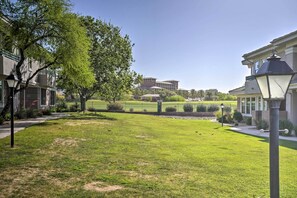 Interior - Beautiful Scottsdale Home - Walk to Shops & Golf (Scottsdale)