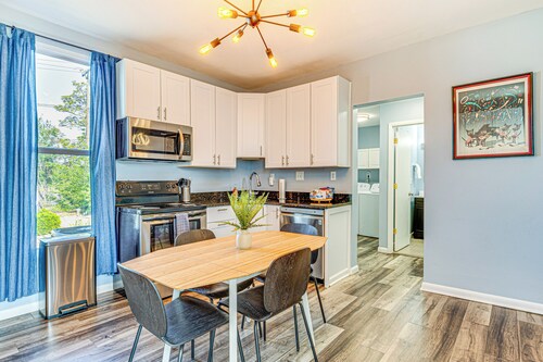 1 Mi to Dtown & Lucas Oil Stadium: Home in Indy!