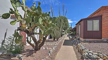 Apartment (1 Bedroom) | Interior