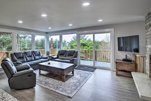 Coastal Washington Getaway: Walk to Beach!