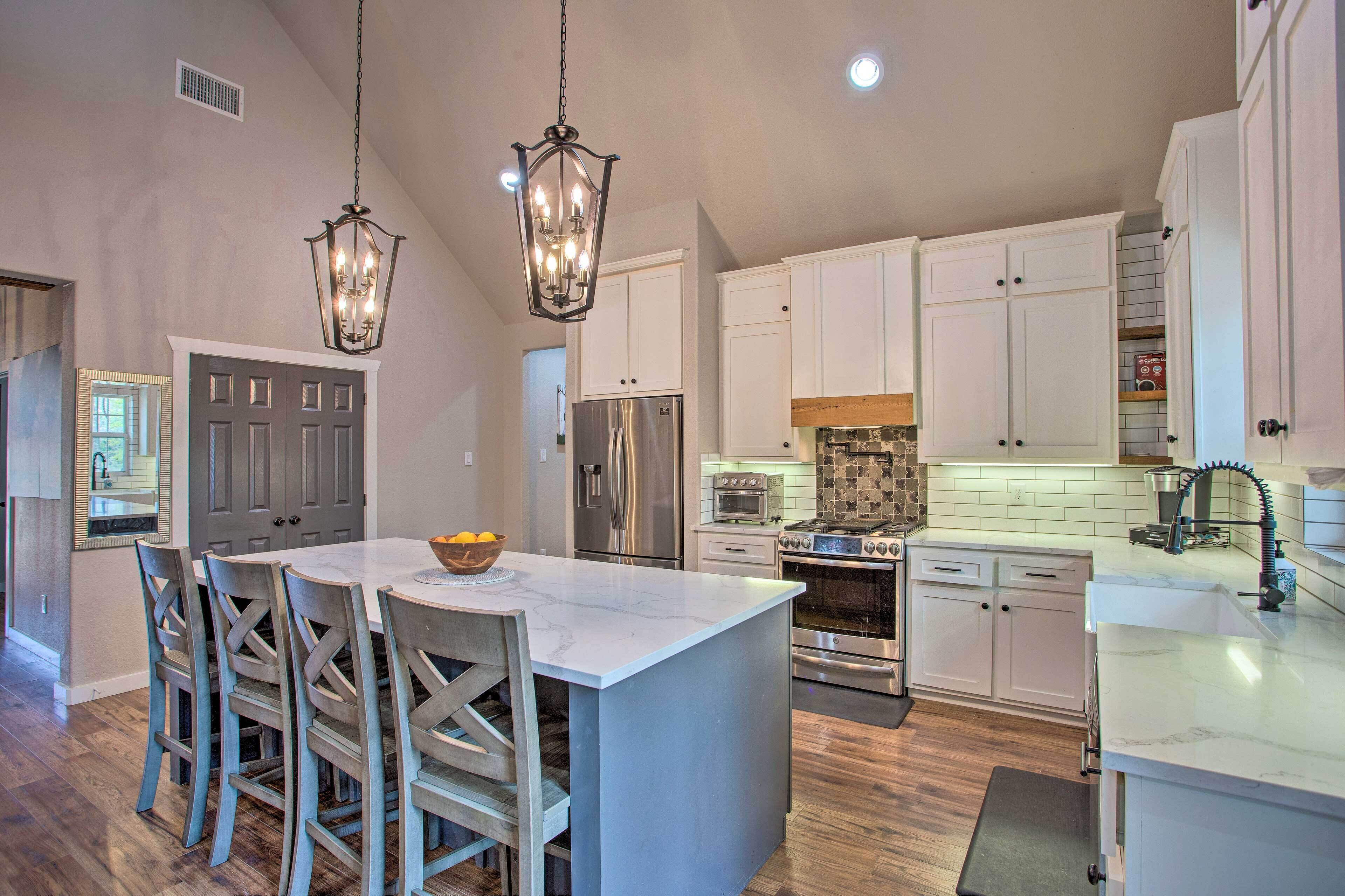 House (4 Bedrooms) | Interior