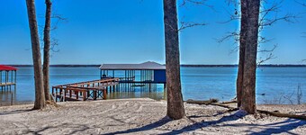 Lake Tawakoni Access: Home w/ Game Room!