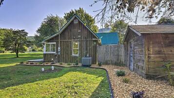 House (1 Bedroom) | Interior