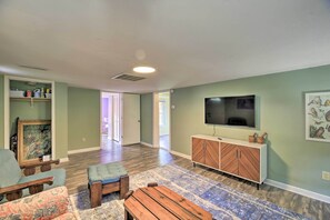 House (1 Bedroom) | Interior