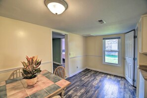 House (1 Bedroom) | Interior - Cozy Damascus Home < 1 Mi to Appalachian Trl (Damascus)