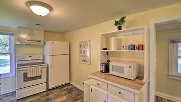 House (1 Bedroom) | Interior