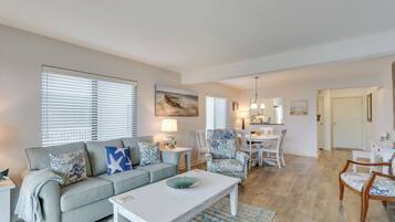 Apartment (1 Bedroom) | Interior