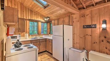 Cottage (2 Bedrooms) | Interior