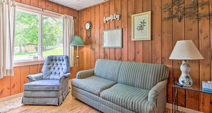 Leisurely Lake Retreat: Boat Rentals & Fishing!