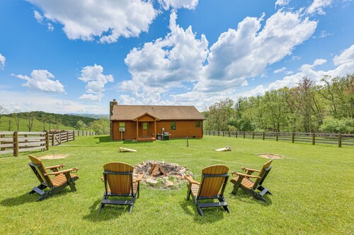 Fish, Hike, Hunt: Secluded Cabin in Doe Hill!