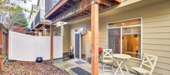 Inviting Studio w/ Patio, 15 Mi to Portland! - 초대형 스튜디오 w/ 파티오, 15 마일 포틀랜드까지!