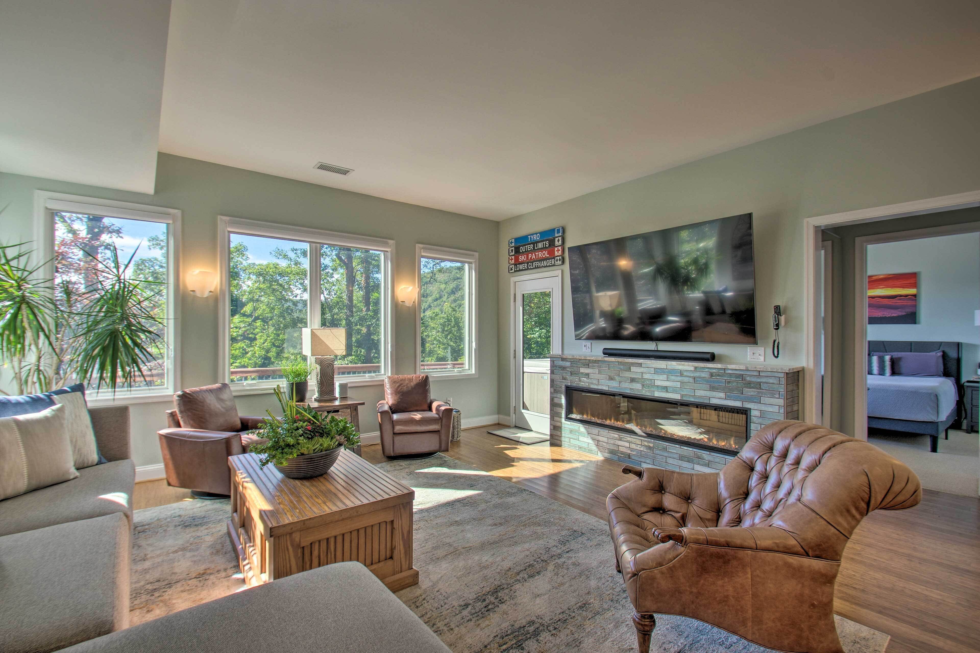 House (4 Bedrooms) | Interior