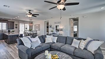 House (3 Bedrooms) | Front of property