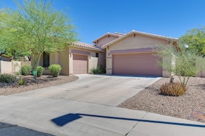 House (4 Bedrooms) | Interior - Near Hiking: Goodyear Home w/ Covered Patio (Goodyear)