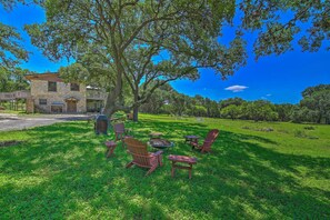 Cottage (3 Bedrooms) | Front of property - Countryside Cottage: 17 Mi to Downtown San Antonio (San Antonio)