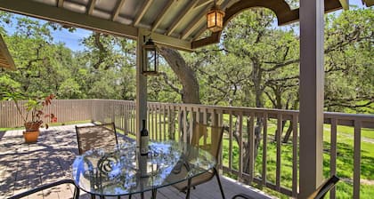 Countryside Cottage: 17 Mi to Downtown San Antonio