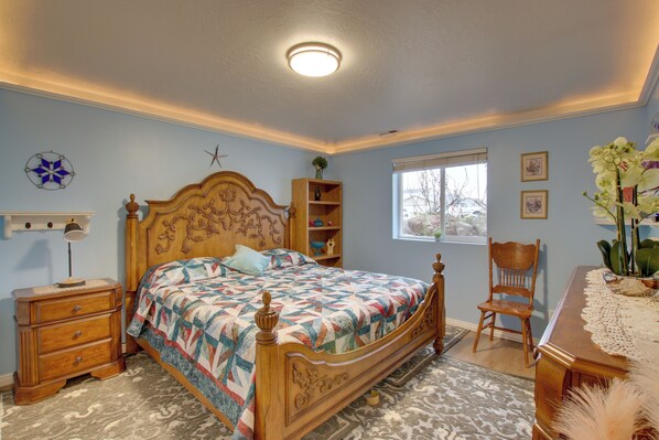 Interior - Farr West Apartment on Farm < 25 Mi to Ski Resorts (Ogden)