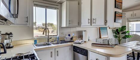 บ้านพัก (2 Bedrooms) | ภายใน