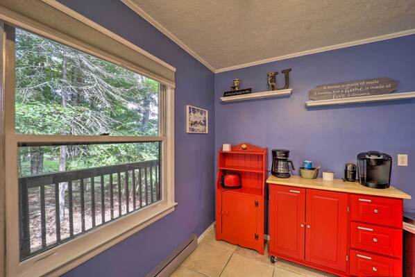 House (3 Bedrooms) | Interior - Hot Tub & Scenic Views: Beech Mountain Retreat (Banner Elk)