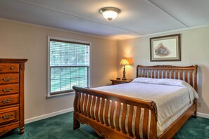 House (3 Bedrooms) | Interior - Ooltewah Cabin w/ Grill, Pool Table & Porch! (Ooltewah)