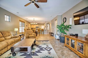 House (3 Bedrooms) | Interior