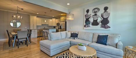 Apartment (2 Bedrooms) | Front of property