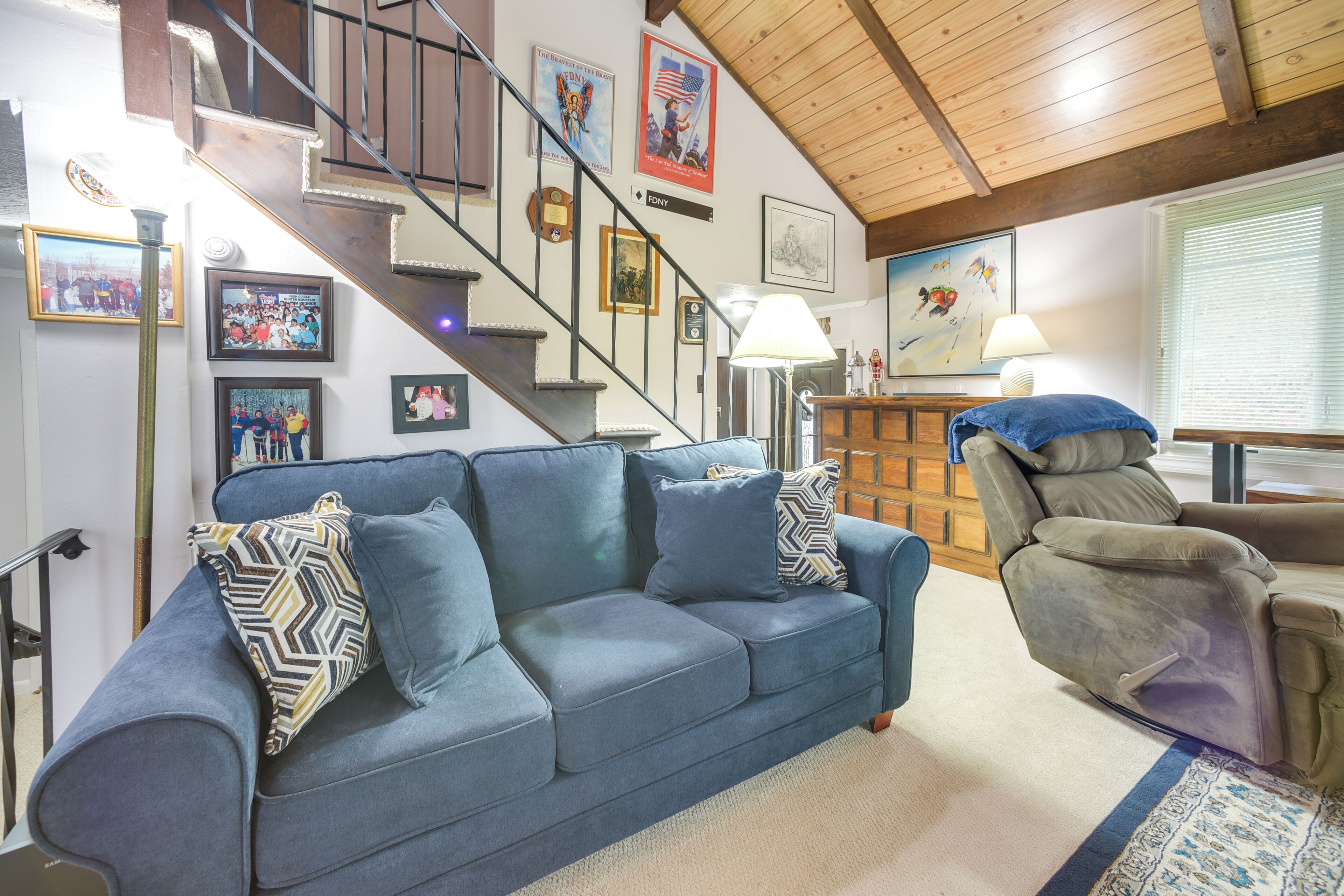 House (3 Bedrooms) | Interior