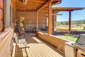 House (3 Bedrooms) | Interior - Hot Tub + Game Room! 30-acre Vernon Retreat (Show Low)