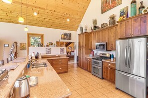 Hus (3 Bedrooms) | Innvendig