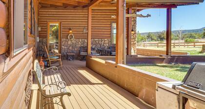 Private Hot Tub: Vernon Cabin on 30 Forested Acres