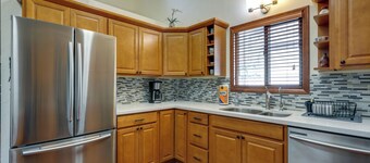 Flagstaff Home w/ EV Charger, 10 Mi to Downtown