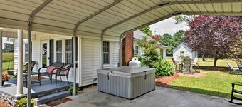 Peaceful Elkin Vacation Rental ~ 17 Mi to Mt Airy!