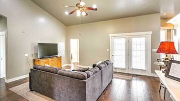 Rumah (4 Bedrooms) | Interior