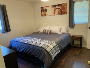 4 bedrooms, WiFi, bed sheets