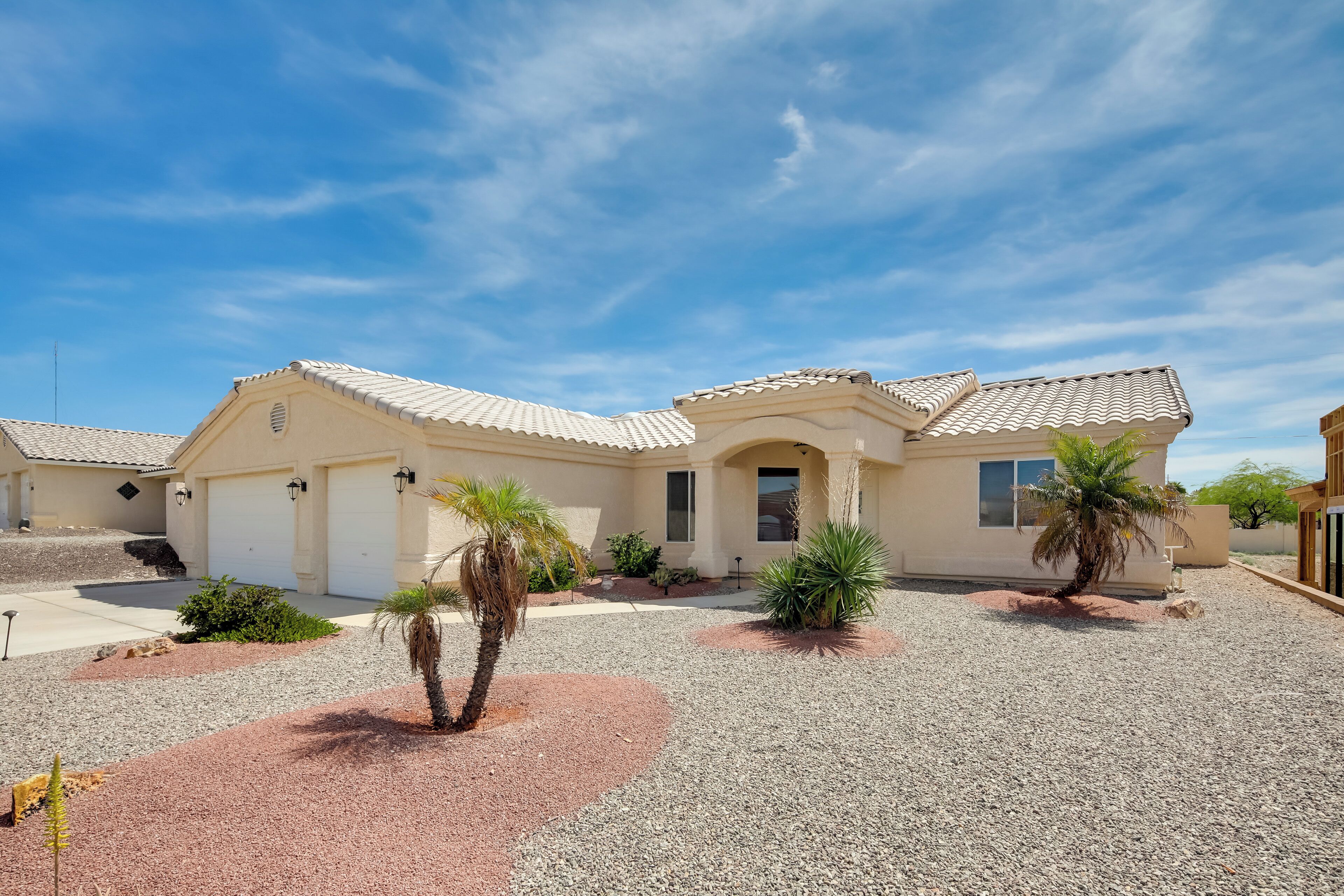 House (3 Bedrooms) | Front of property