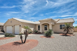 House (3 Bedrooms) | Front of property