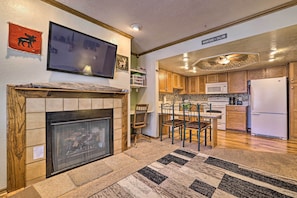 Interior - Brian Head Resort Condo - Near Skiing & Hiking! (Brian Head)