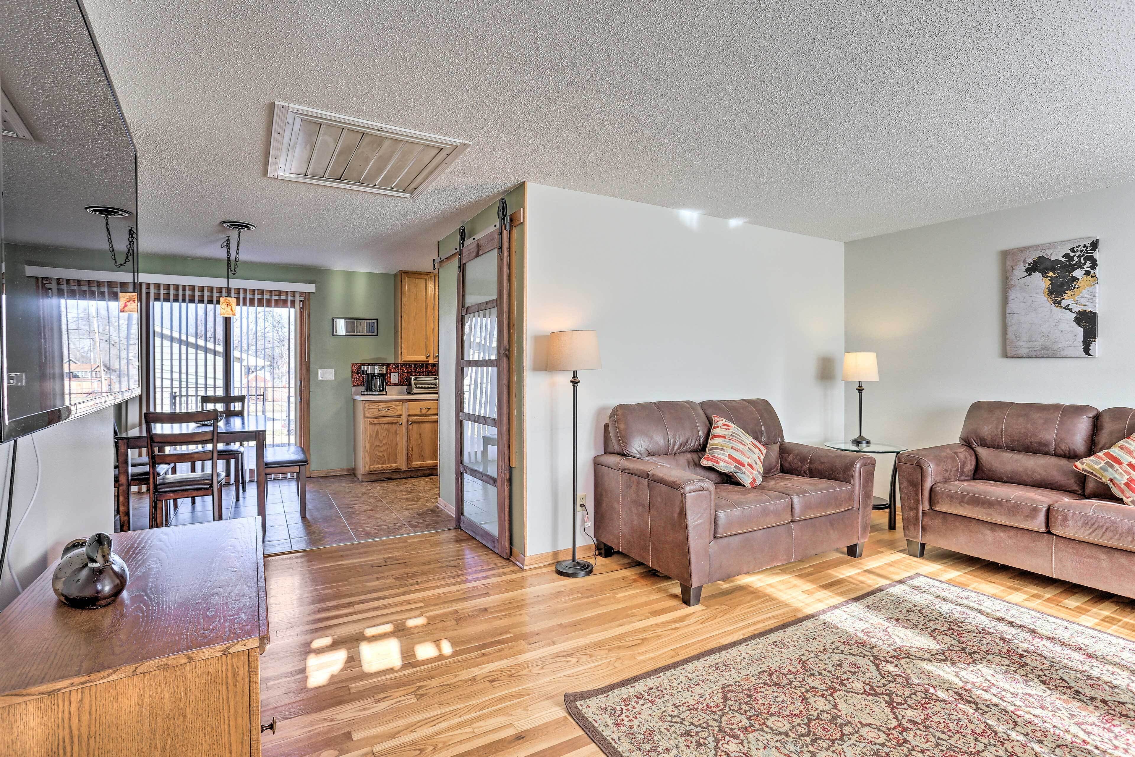 House (3 Bedrooms) | Interior