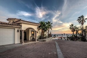 Interior - Cabo Hacienda w/ Private Pool & Rooftop Terrace! (Cabo San Lucas)