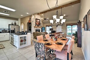 House (3 Bedrooms) | Interior - Pet-friendly Flatonia House w/ Patio & Gazebo! (Flatonia)