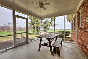 House (3 Bedrooms) | Interior - Quaint Elkton Home Near Shenandoah National Park! (Elkton)